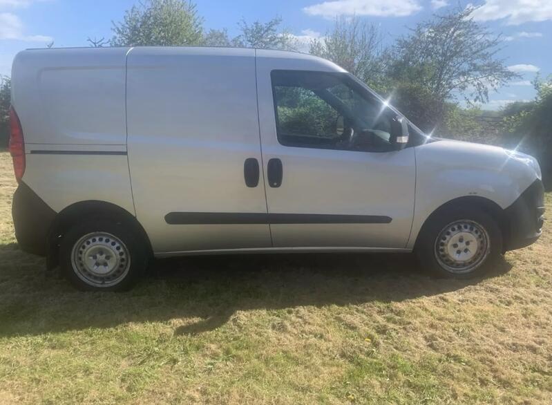 VAUXHALL COMBO